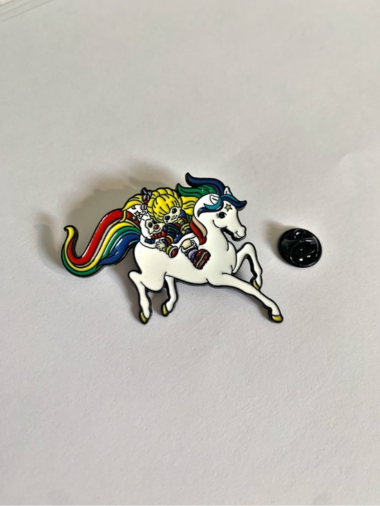 Rainbow Brite Jewelry - New Rainbow Brite & Friends 80s Cartoon Enamel Pin Brooch 1 1/2 inch